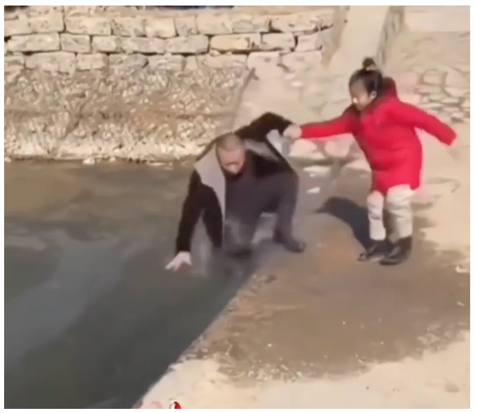 图片[2]-太牛了！用 AI 制作感人手绘漫画视频，附详细教程-课多多